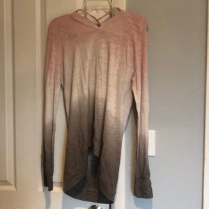 COMFY HOODED YOGA TOP